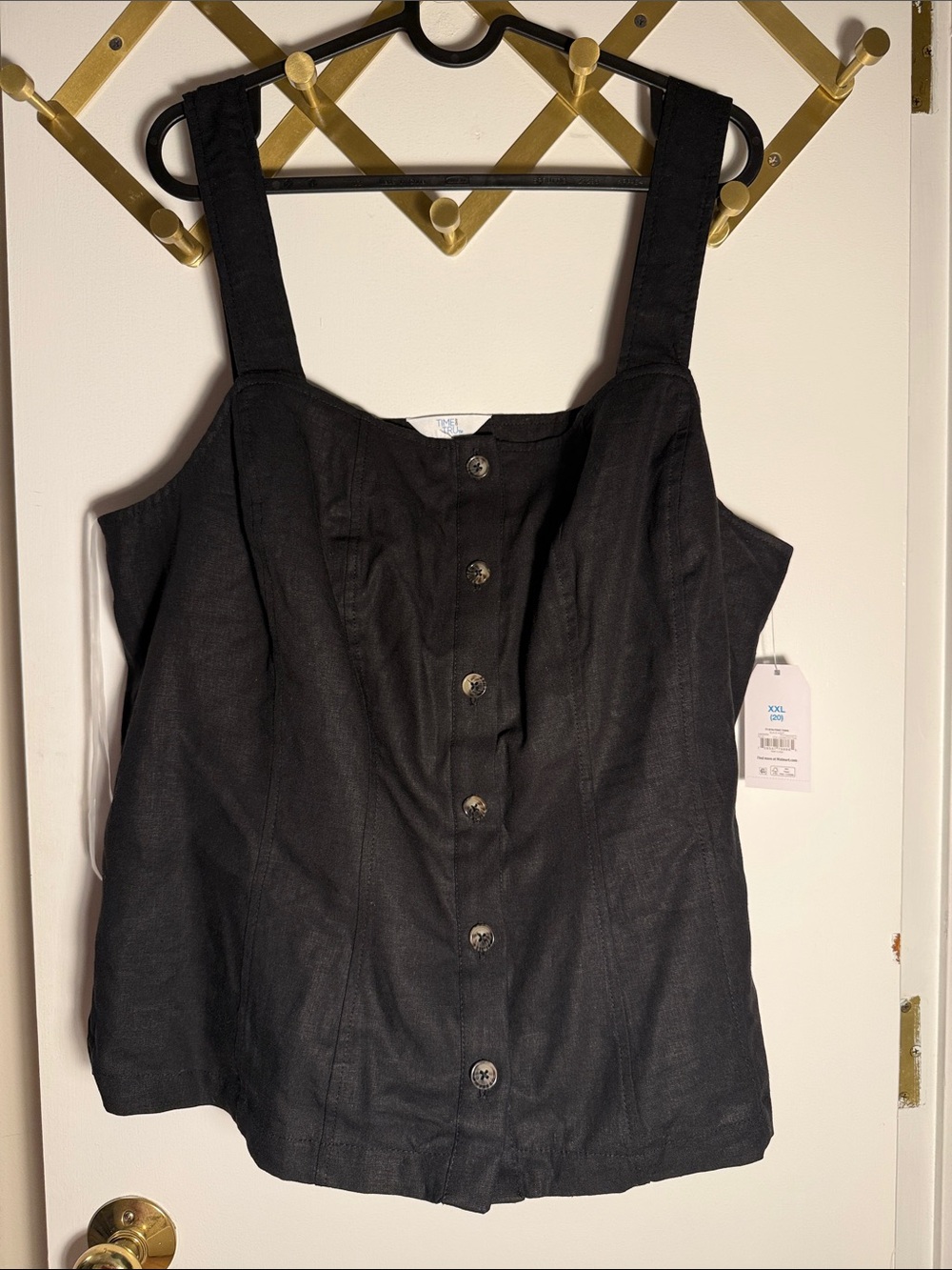 Time & Tru Black Button-Front Women’s Tank Top